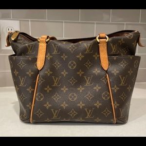 Meet your Posher, Jenny